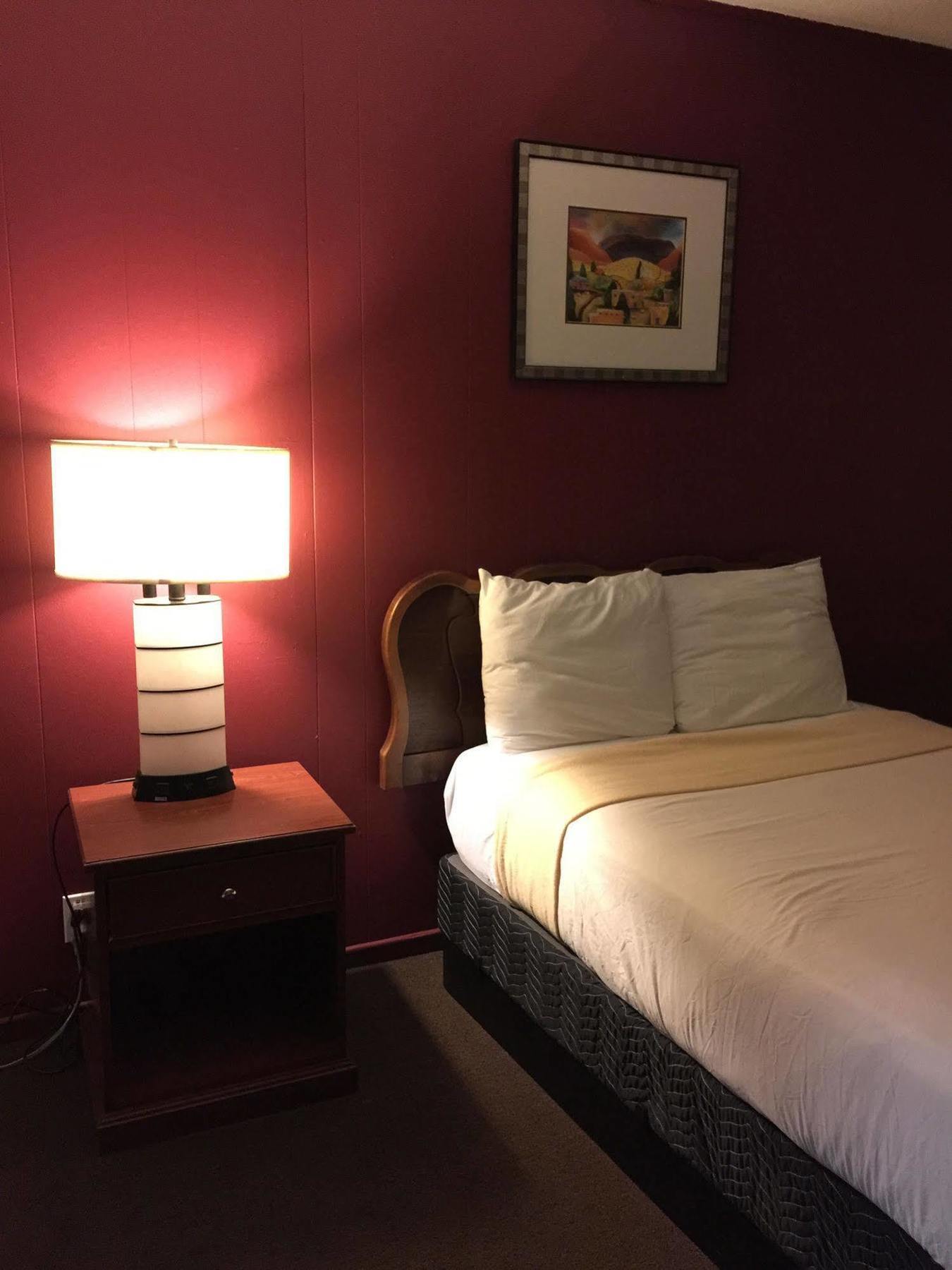 Hotel Holiday