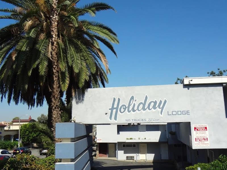 Holiday 2* Los Angeles