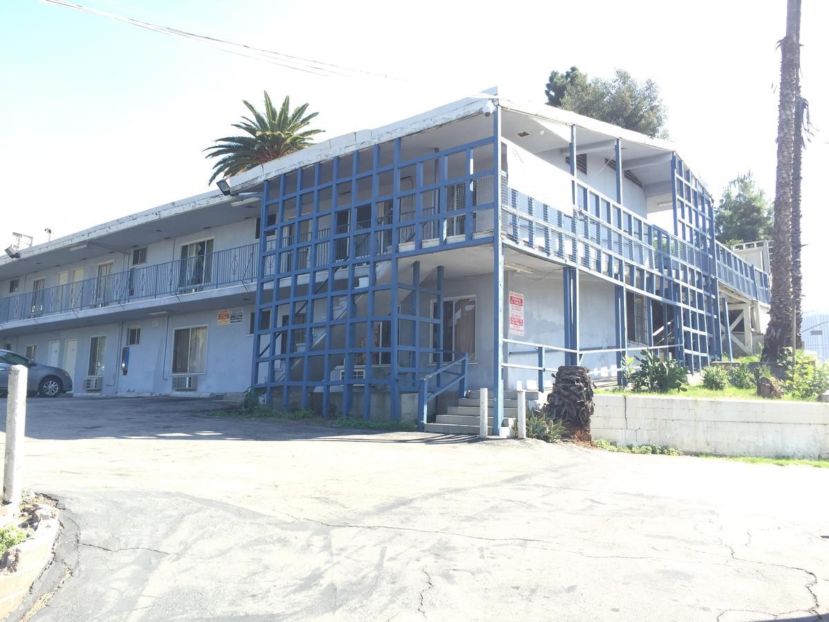Hotel Holiday